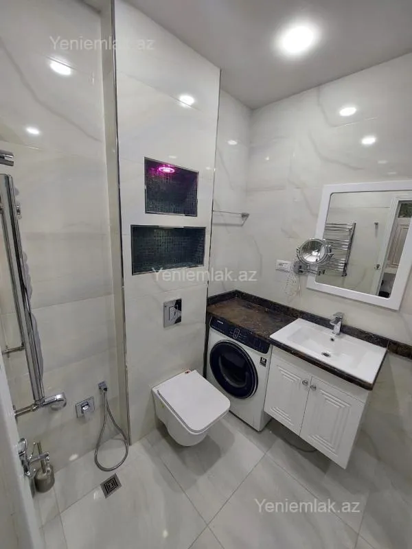 Satılır 3 otaqlı yeni tikili 98 m²