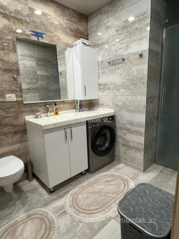 Satılır 3 otaqlı yeni tikili 135 m²