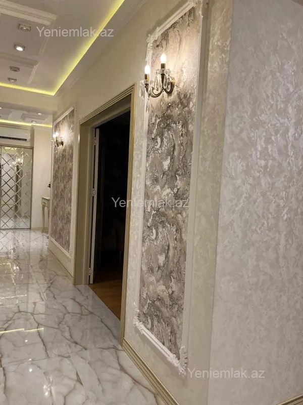 Satılır 3 otaqlı yeni tikili 135 m²