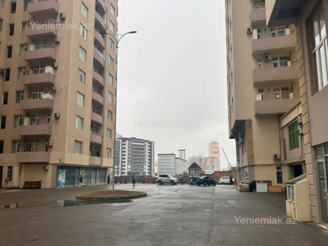 Satılır 4 otaqlı yeni tikili 156 m²