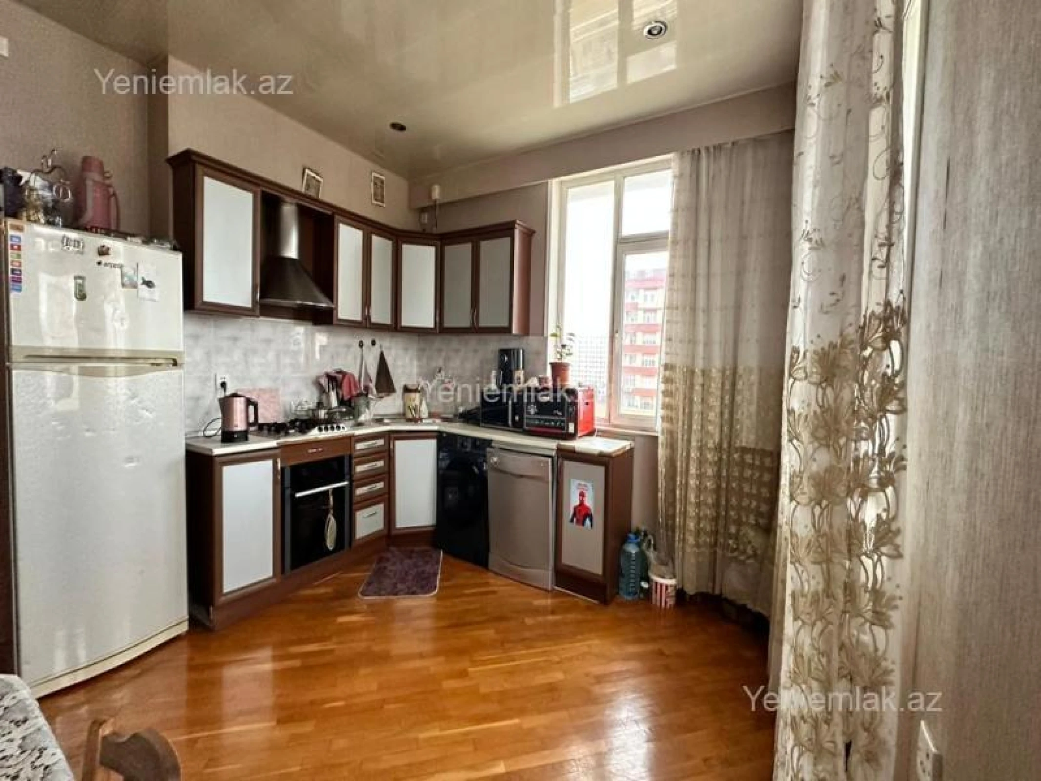 Satılır 4 otaqlı yeni tikili 156 m²