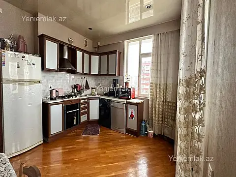 Satılır 4 otaqlı yeni tikili 156 m²