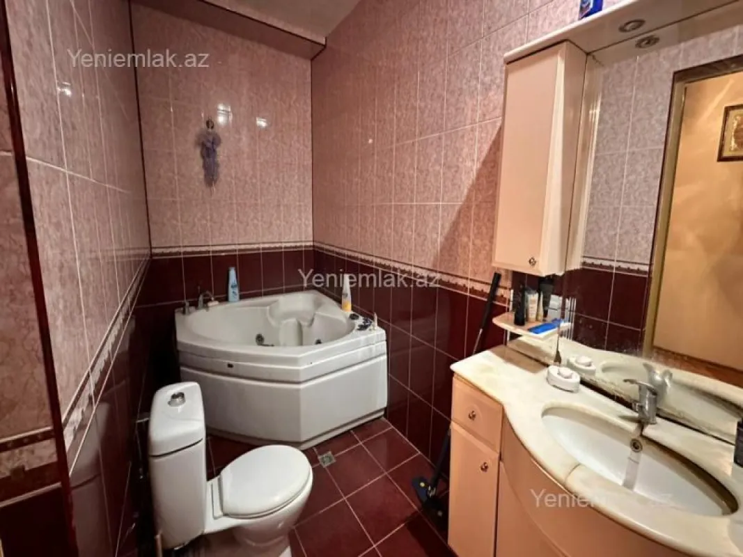 Satılır 4 otaqlı yeni tikili 156 m²