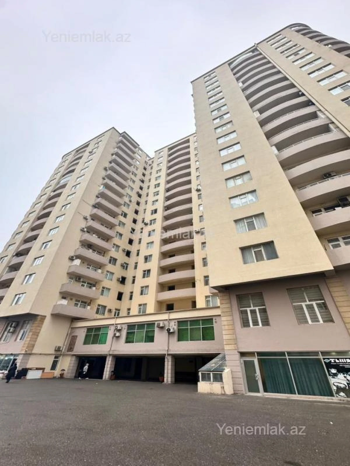 Satılır 4 otaqlı yeni tikili 156 m²