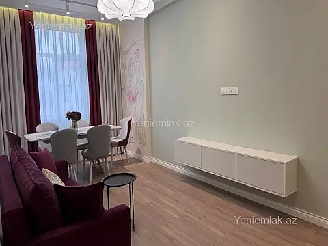 Satılır 3 otaqlı yeni tikili 115 m²