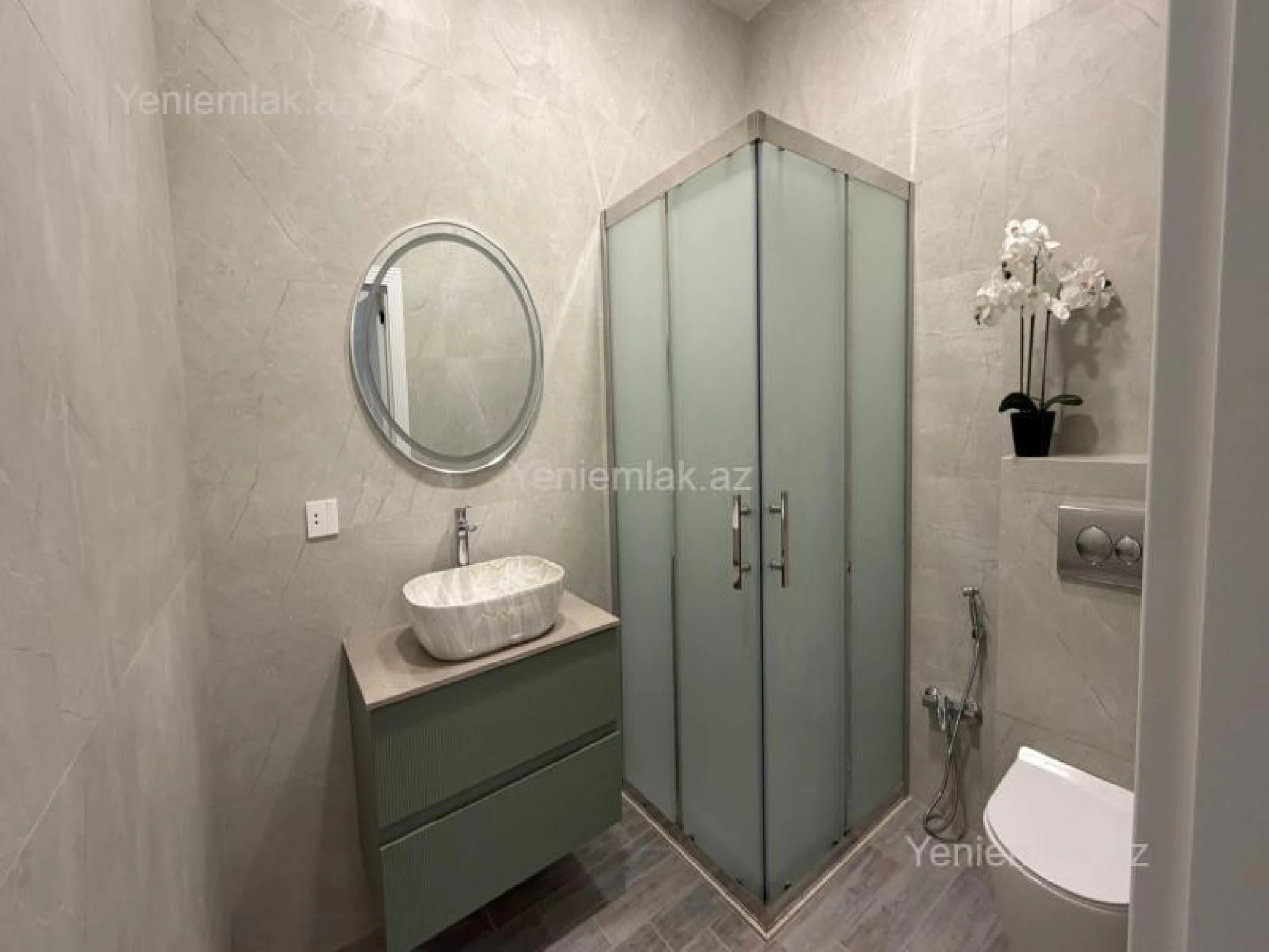 Satılır 3 otaqlı yeni tikili 115 m²