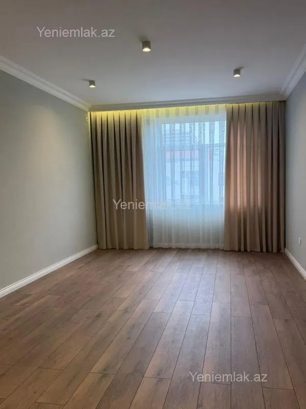 Satılır 3 otaqlı yeni tikili 115 m²
