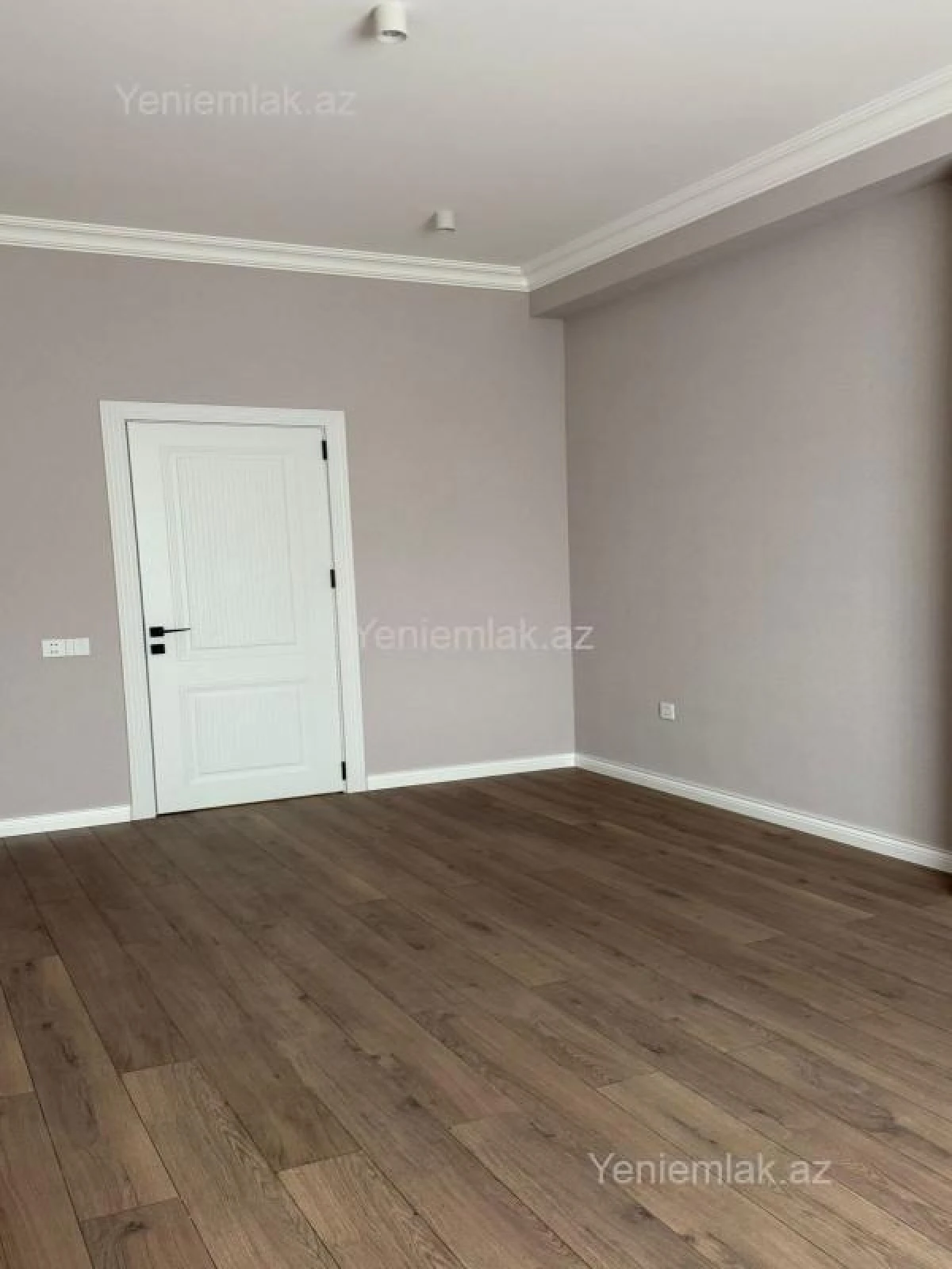 Satılır 3 otaqlı yeni tikili 115 m²