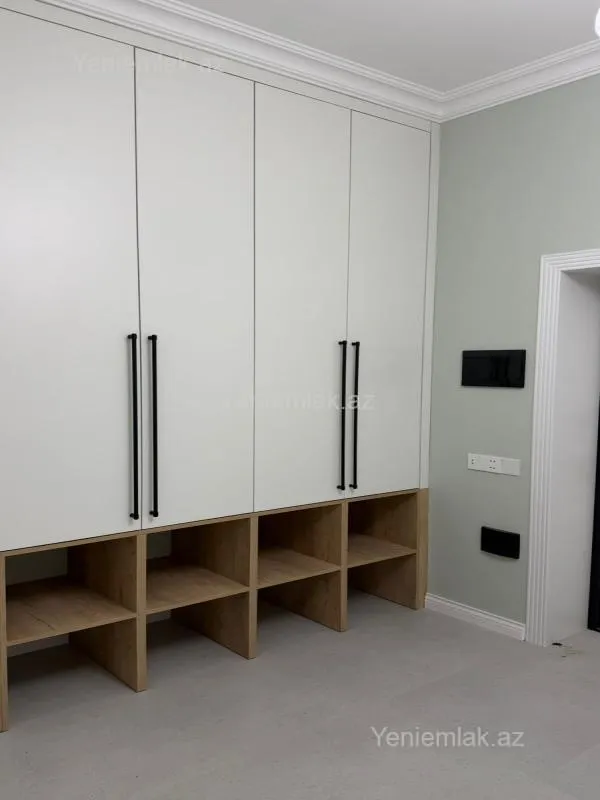 Satılır 3 otaqlı yeni tikili 115 m²