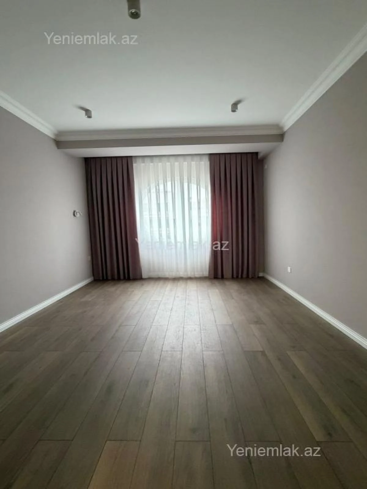 Satılır 3 otaqlı yeni tikili 115 m²
