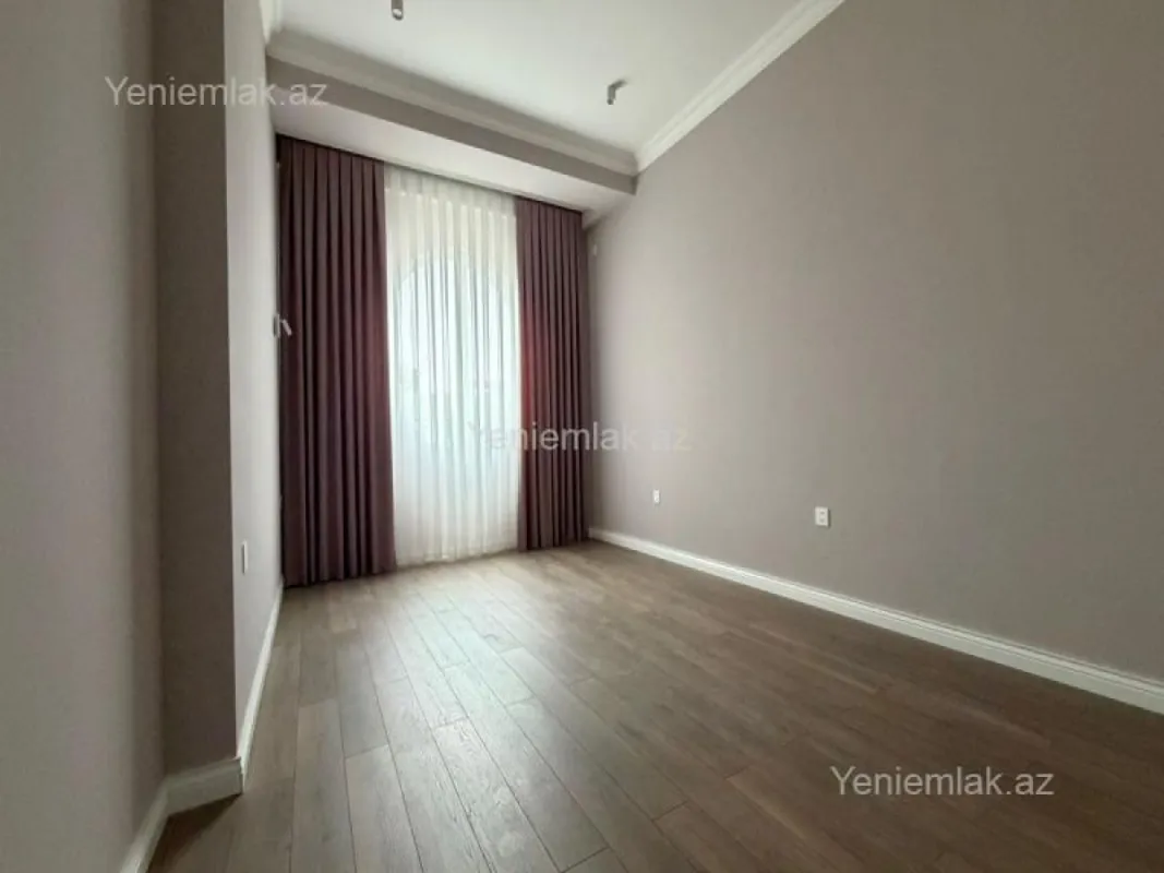 Satılır 3 otaqlı yeni tikili 115 m²