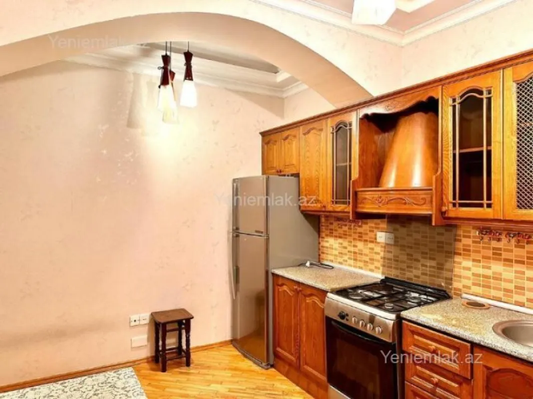 Satılır 3 otaqlı yeni tikili 90 m²