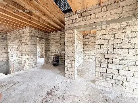 Satılır 6 otaqlı həyət evi 280 m²