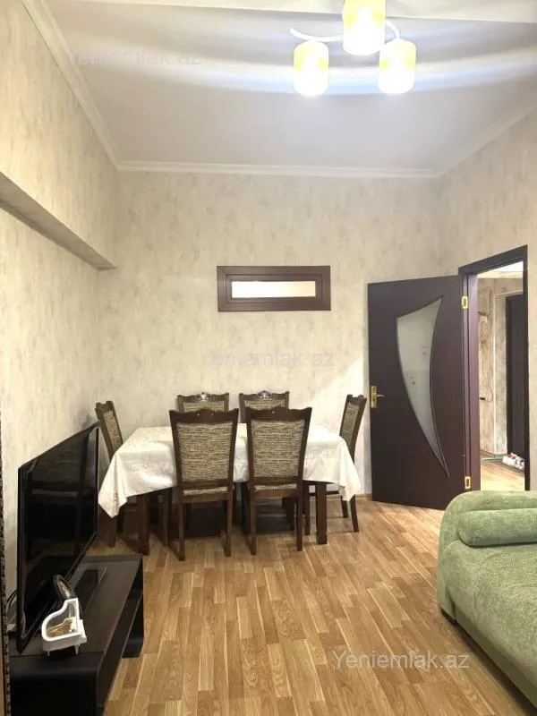 Satılır 2 otaqlı yeni tikili 60 m²