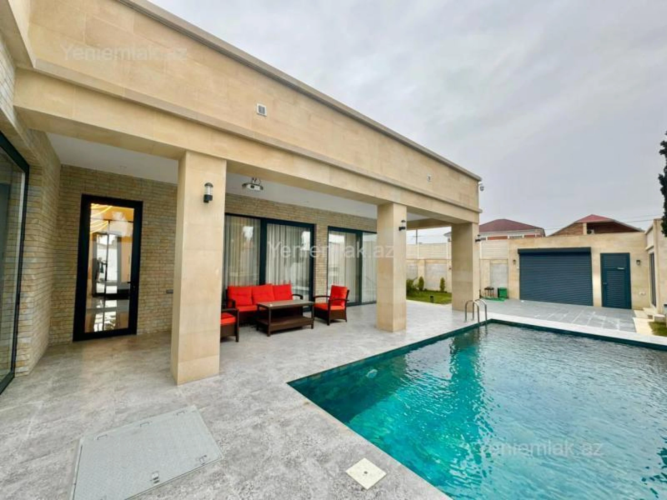 Satılır 4 otaqlı həyət evi 180 m²