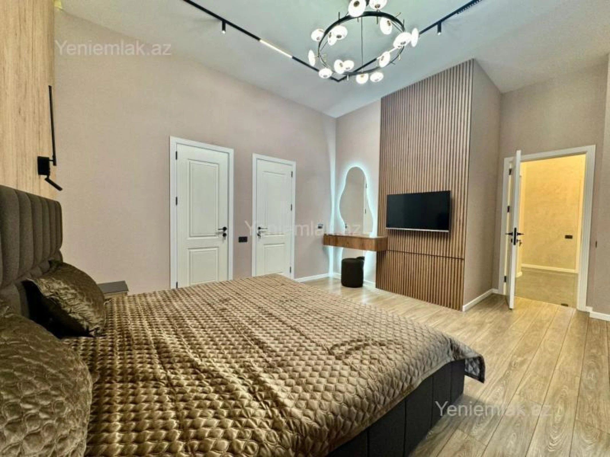 Satılır 4 otaqlı həyət evi 180 m²