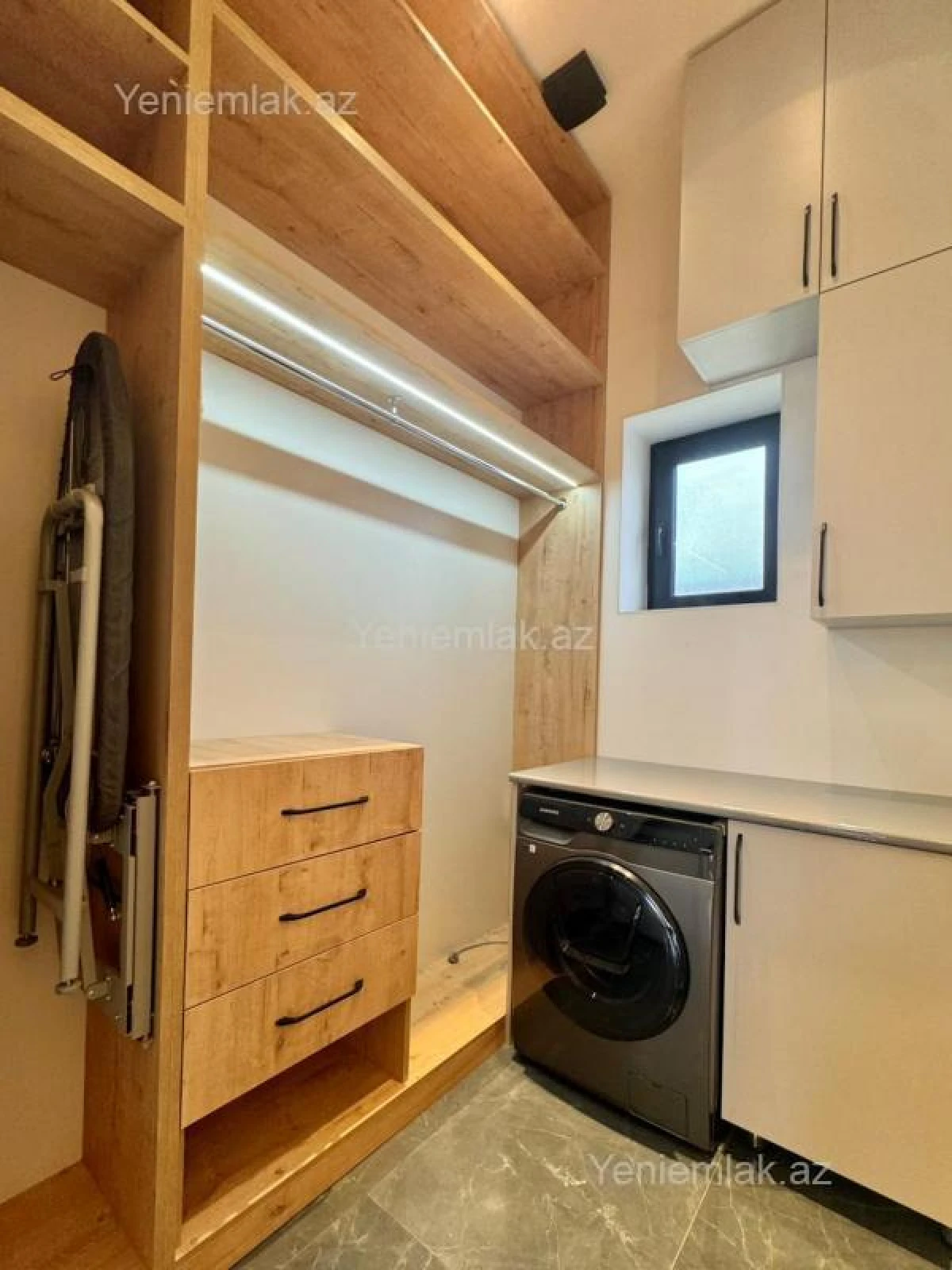 Satılır 4 otaqlı həyət evi 180 m²