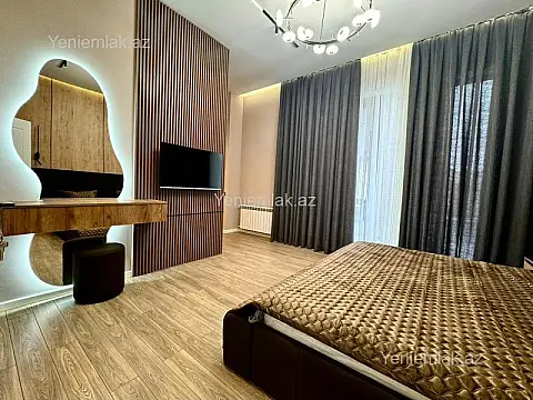 Satılır 4 otaqlı həyət evi 180 m²