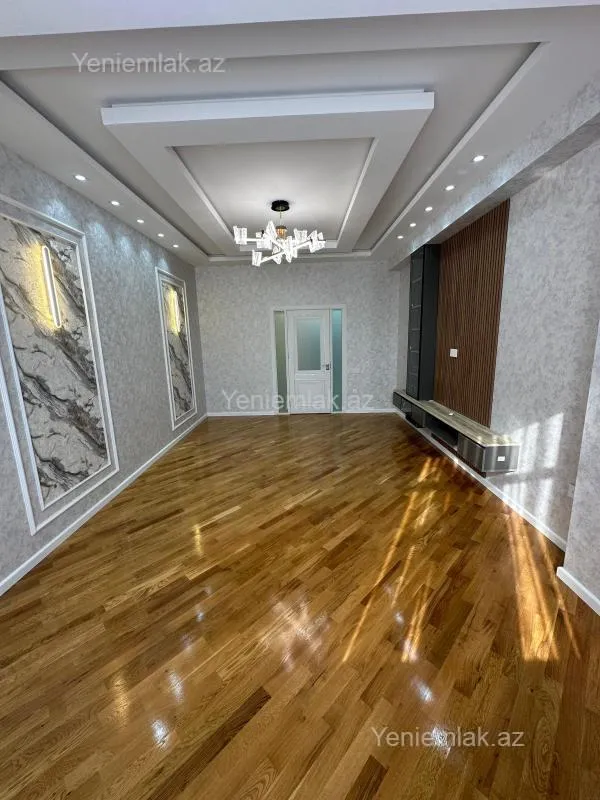 Satılır 3 otaqlı yeni tikili 120 m²