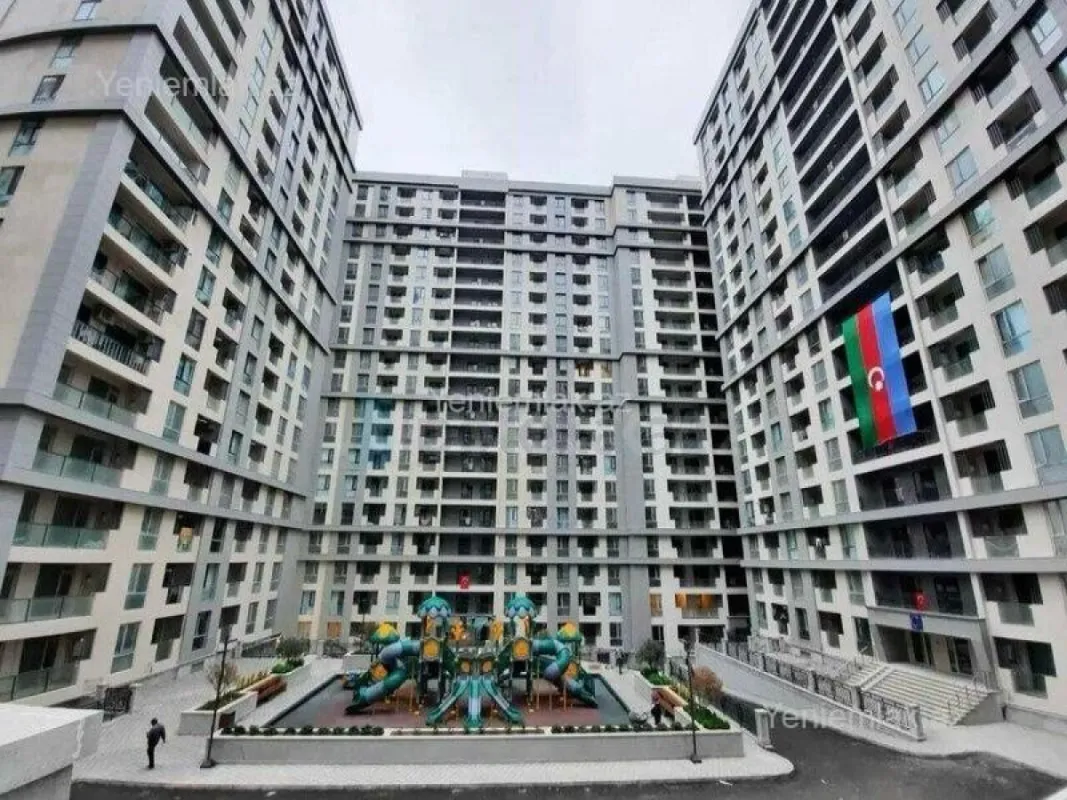 Satılır 3 otaqlı yeni tikili 90 m²