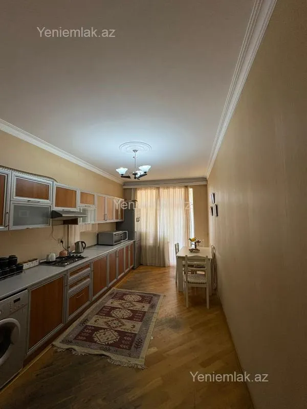 Satılır 3 otaqlı yeni tikili 121 m²