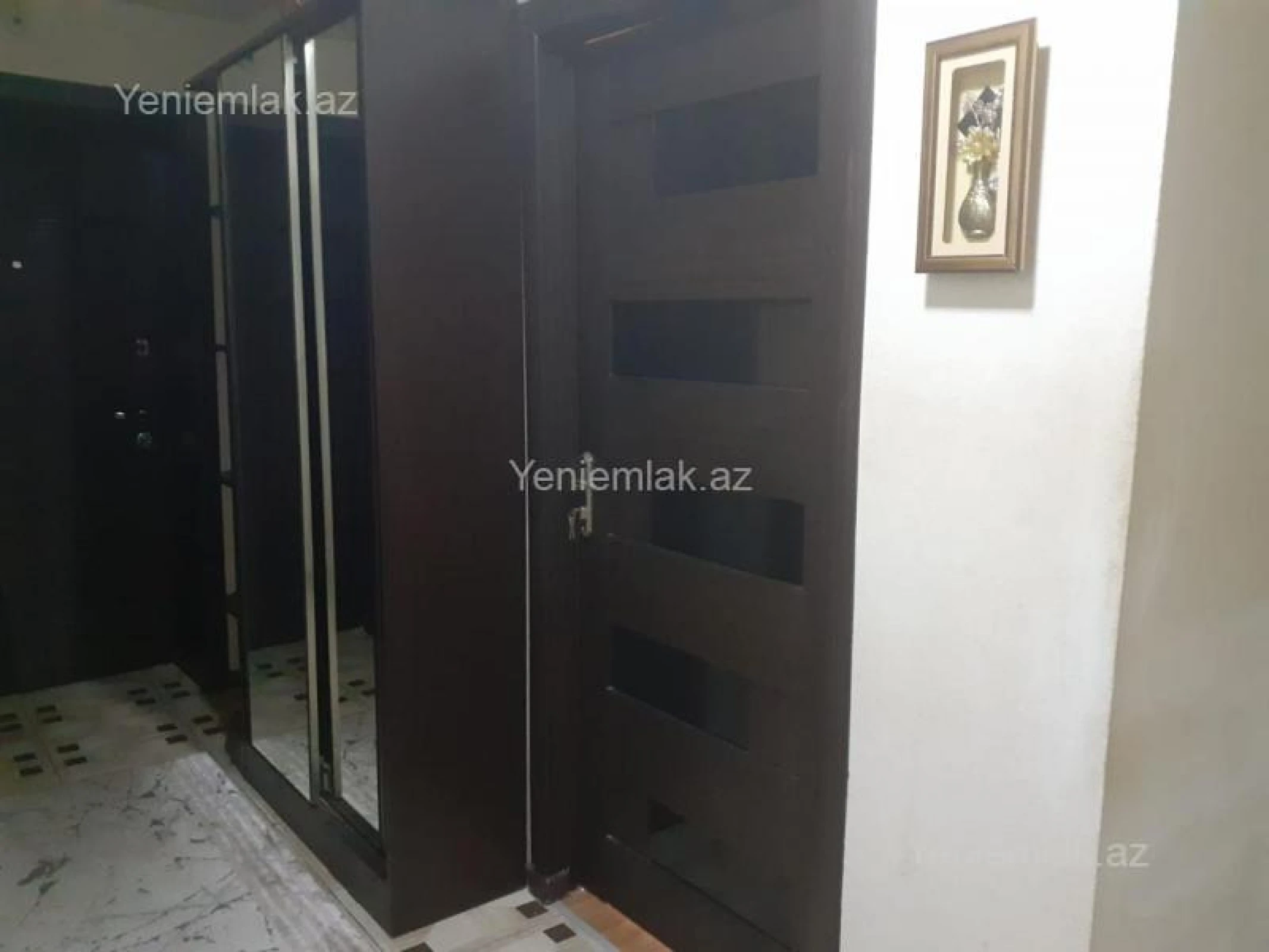 Satılır 3 otaqlı köhnə tikili 80 m²
