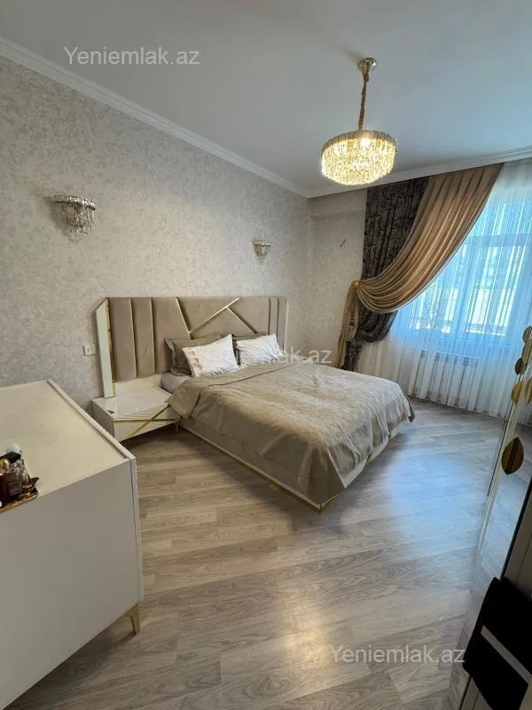 Satılır 3 otaqlı yeni tikili 81 m²