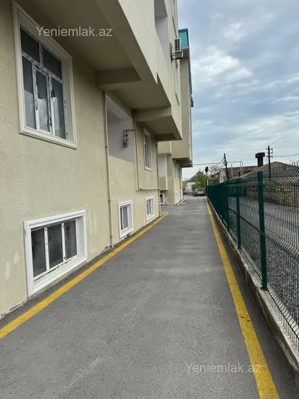 Satılır 3 otaqlı yeni tikili 81 m²