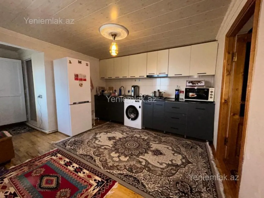 Satılır 3 otaqlı həyət evi 64 m²