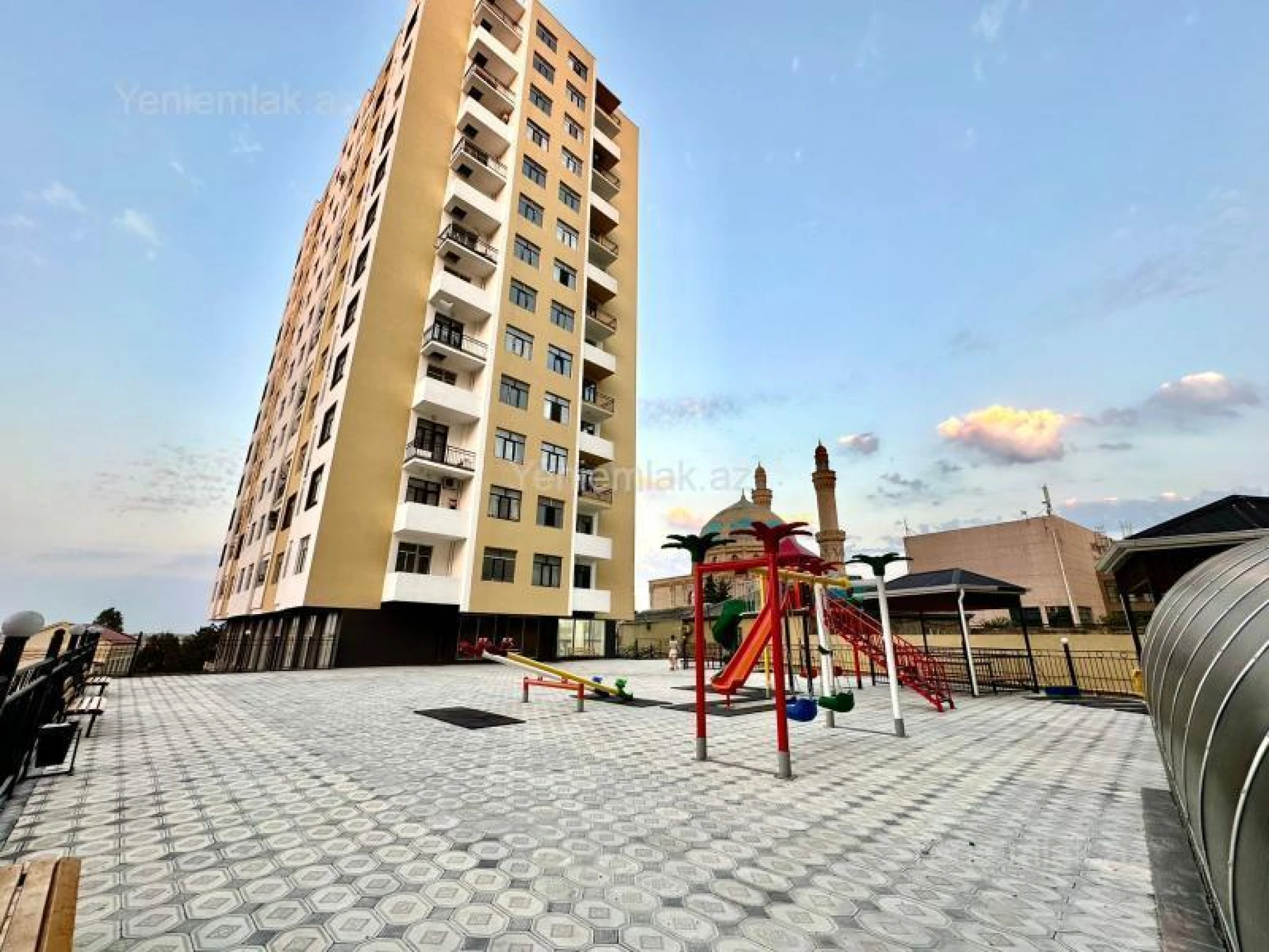 Satılır 2 otaqlı yeni tikili 52 m²
