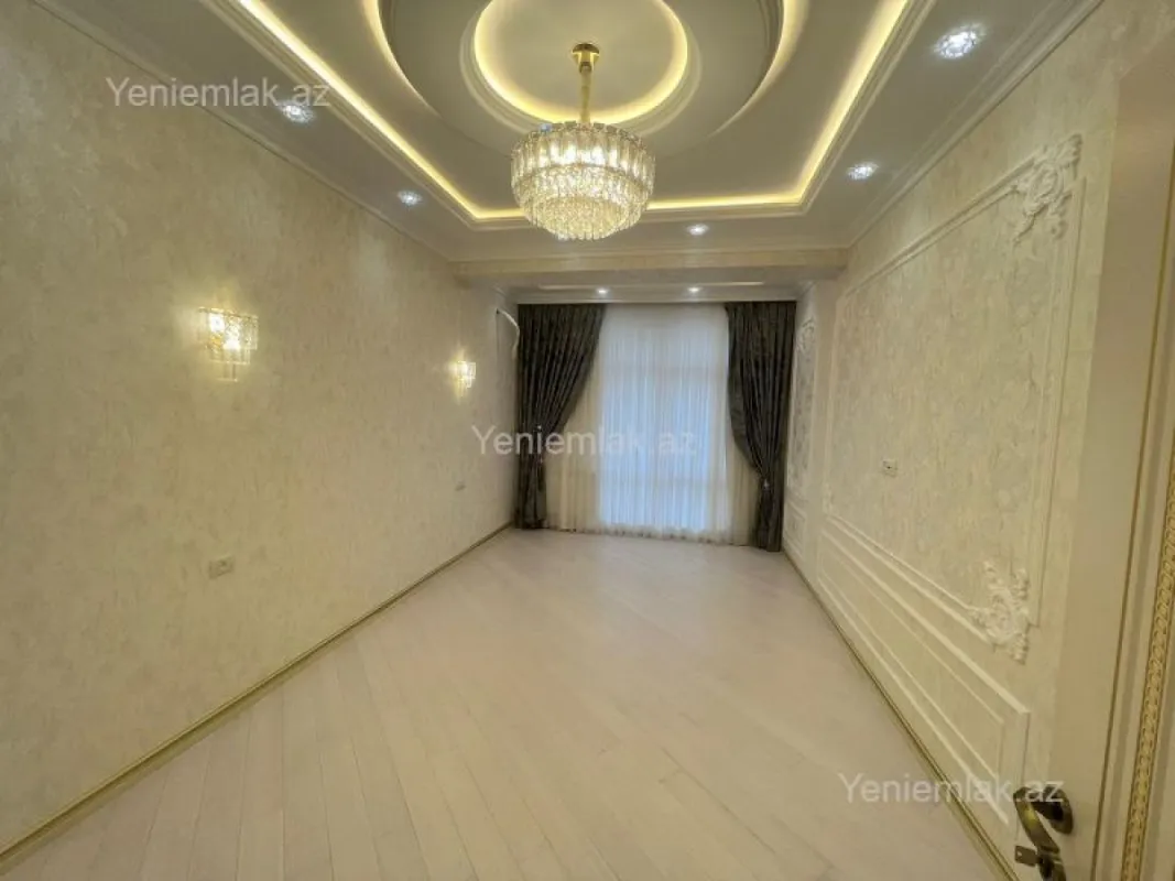 Satılır 3 otaqlı yeni tikili 135 m²