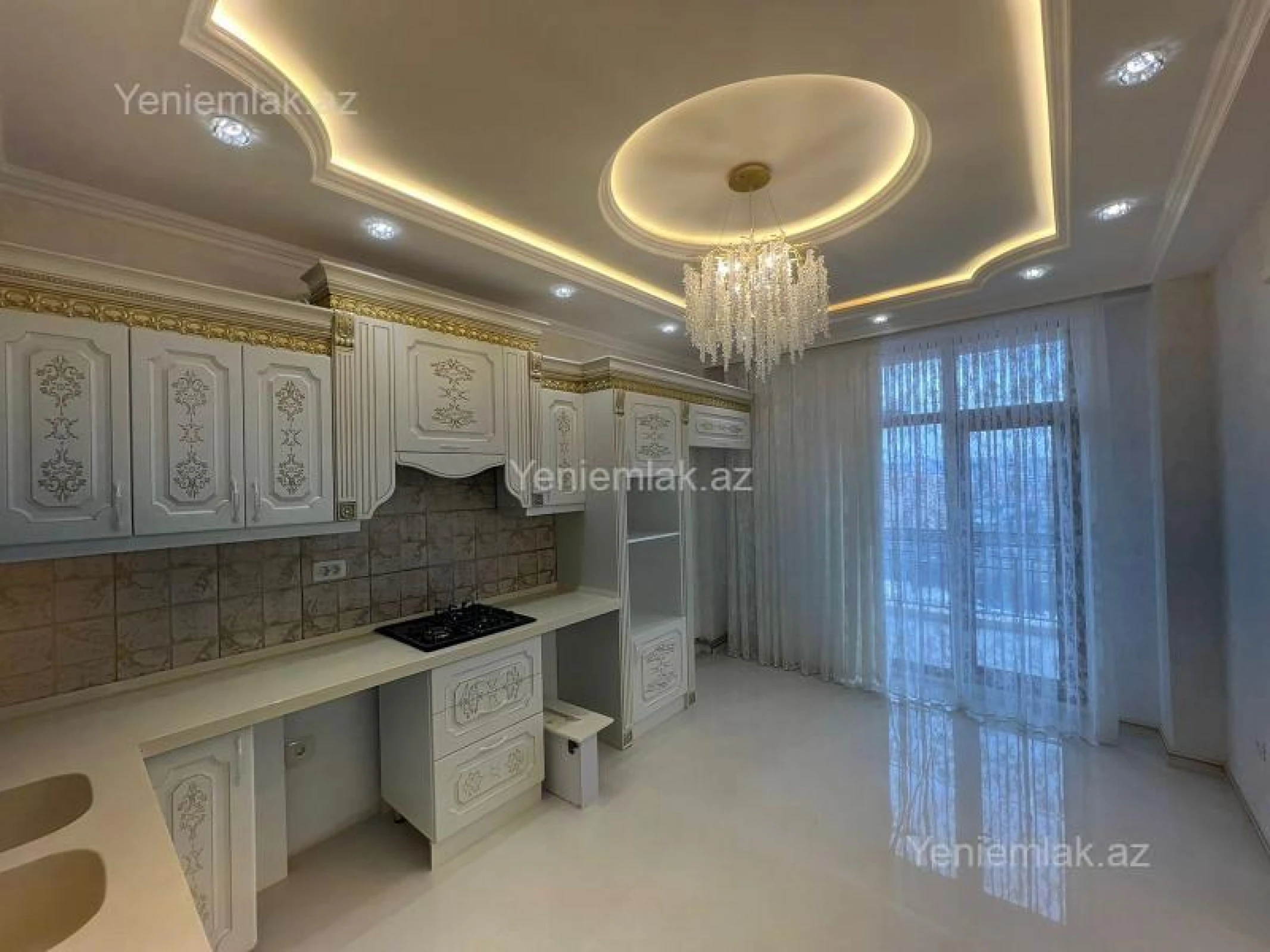 Satılır 3 otaqlı yeni tikili 135 m²
