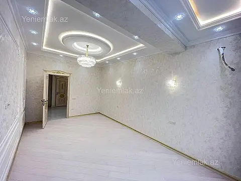 Satılır 3 otaqlı yeni tikili 135 m²