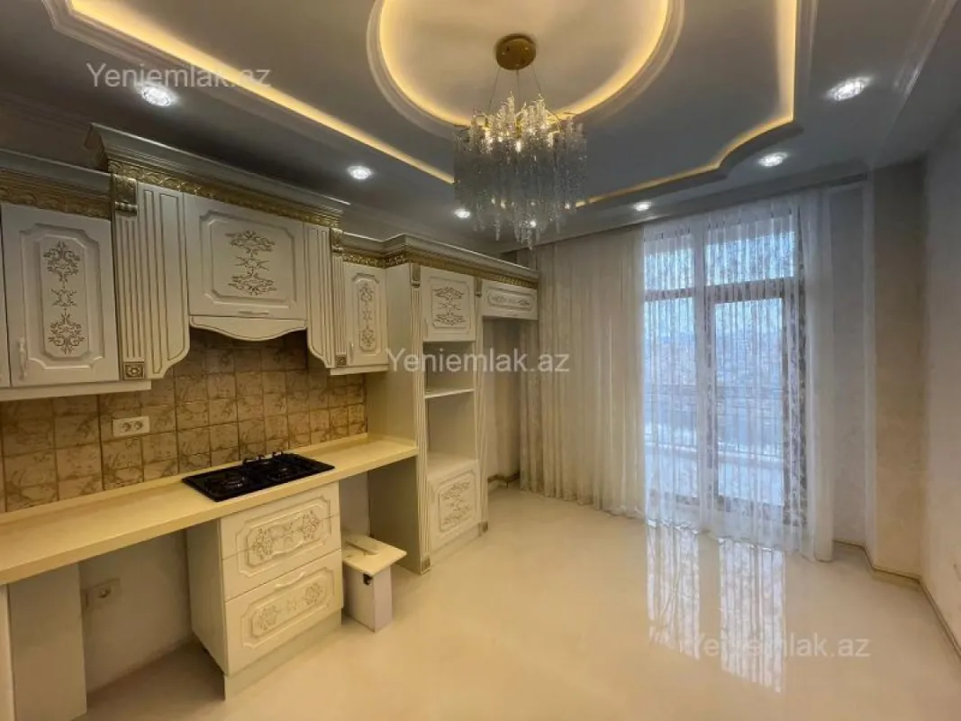 Satılır 3 otaqlı yeni tikili 135 m²