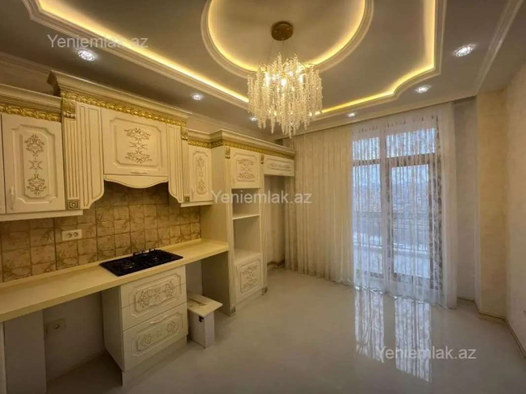 Satılır 3 otaqlı yeni tikili 135 m²