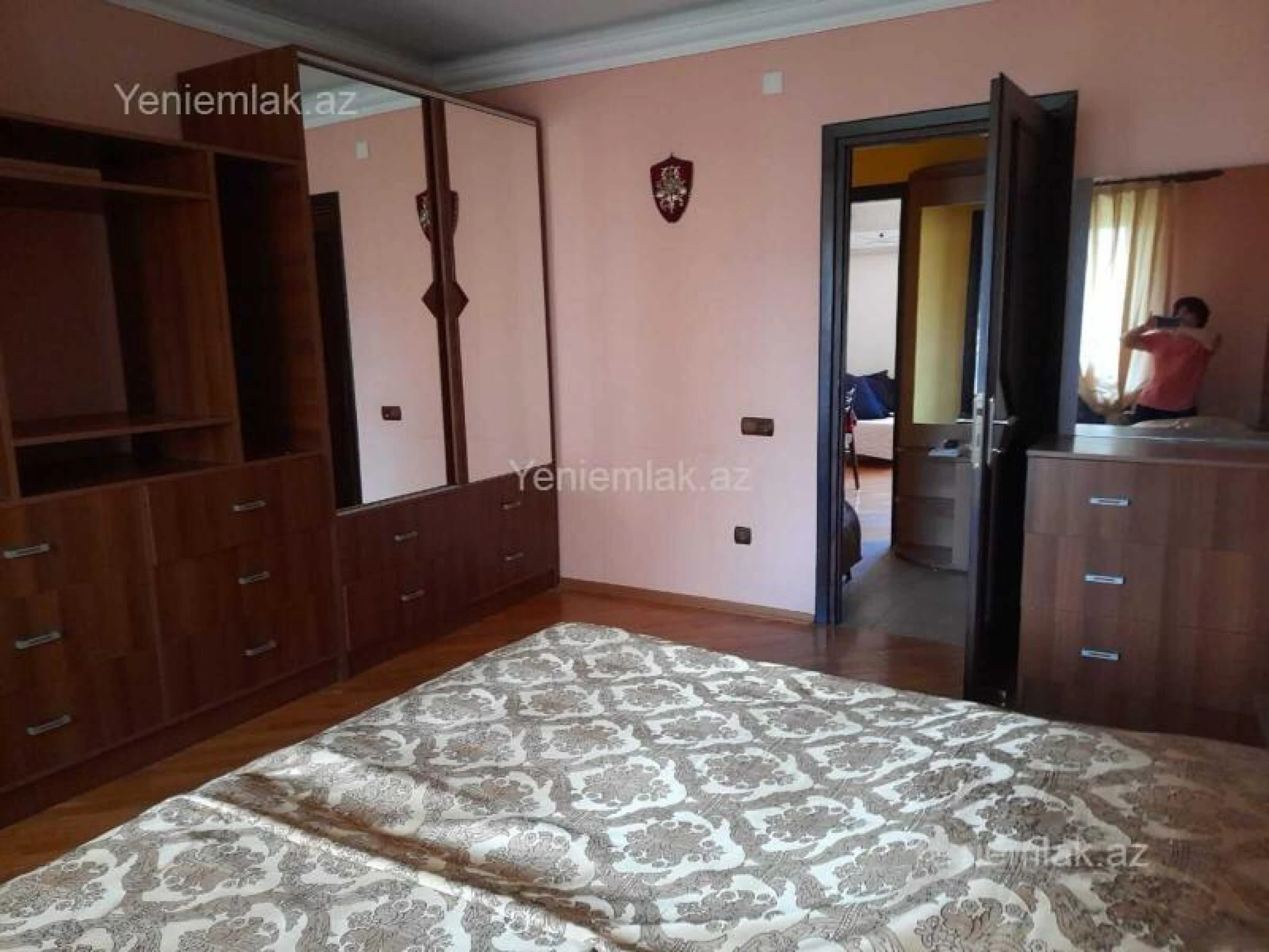Satılır 3 otaqlı köhnə tikili 80 m²