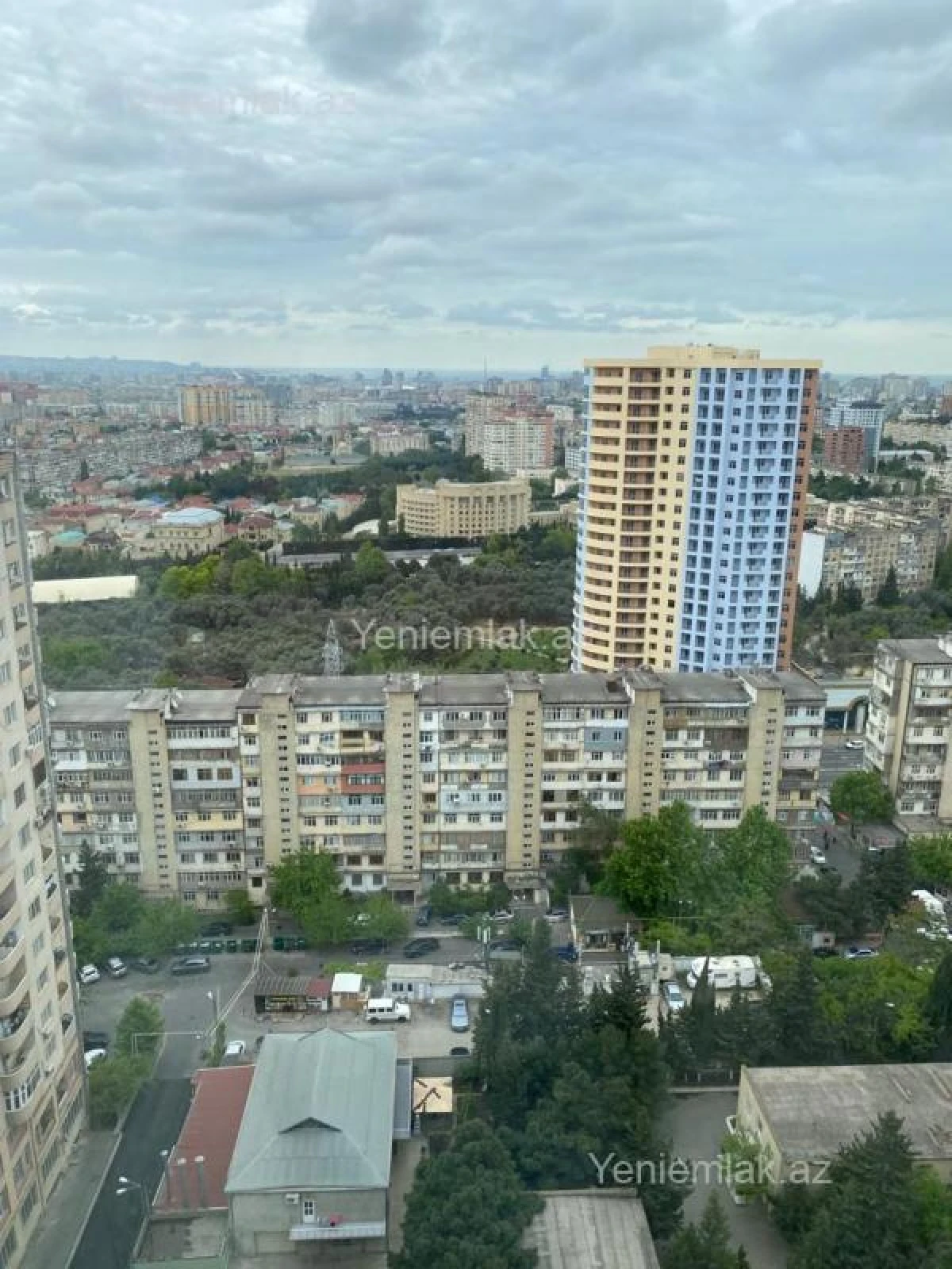 Satılır 3 otaqlı yeni tikili 75 m²