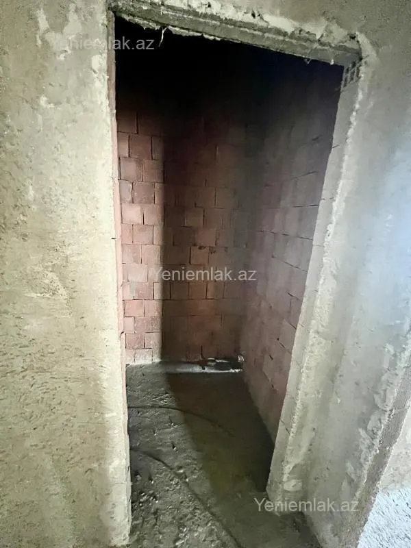 Satılır 4 otaqlı yeni tikili 132 m²