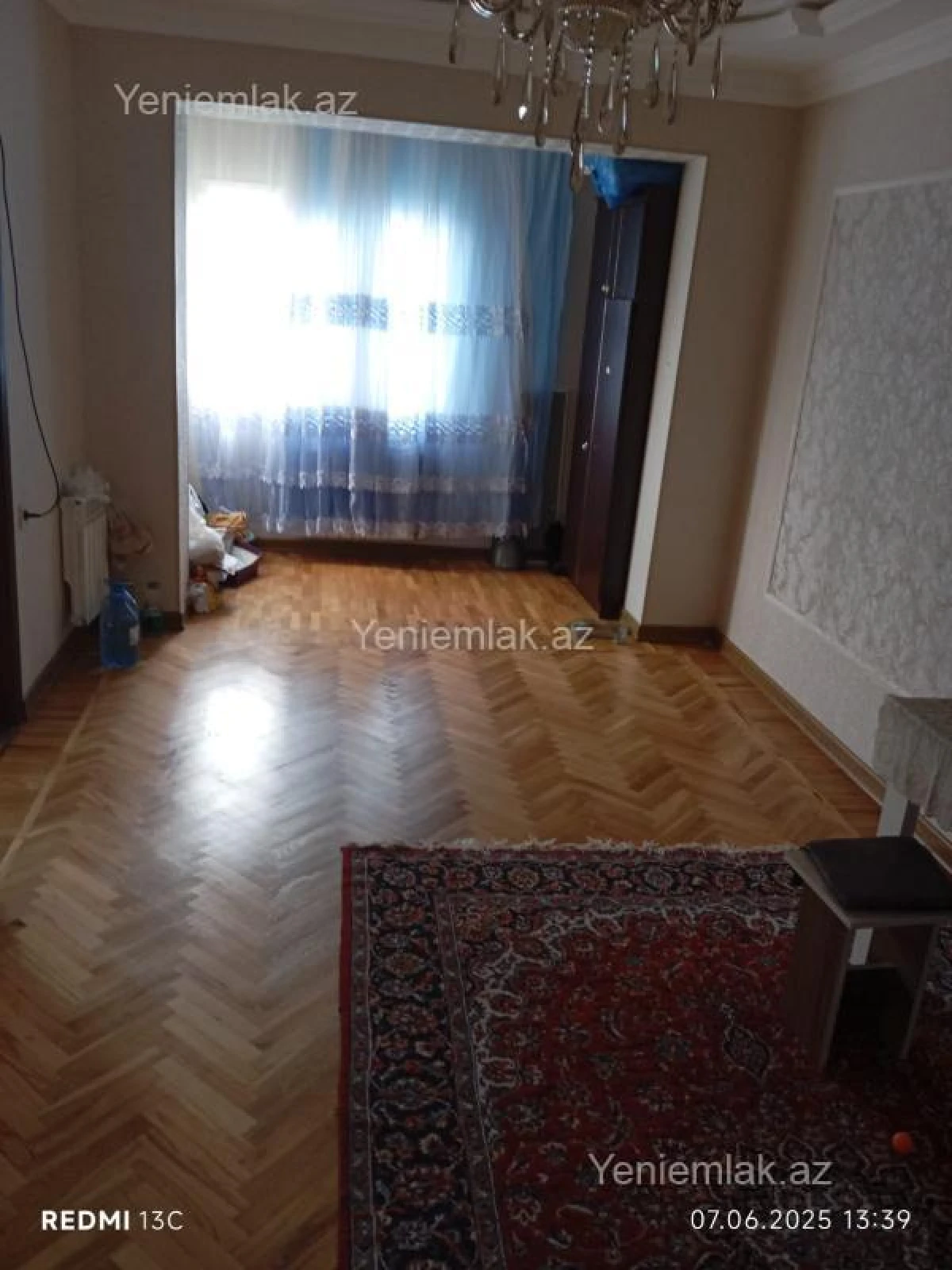 Satılır 2 otaqlı köhnə tikili 55 m²