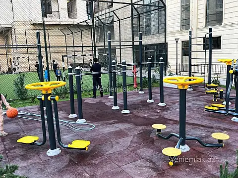 Satılır 3 otaqlı yeni tikili 135 m²