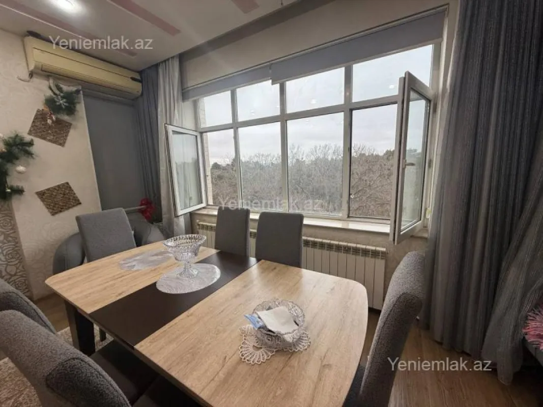 Satılır 3 otaqlı yeni tikili 110 m²