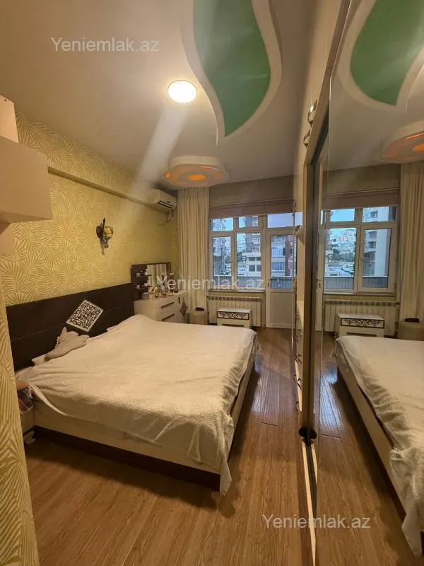 Satılır 3 otaqlı yeni tikili 110 m²