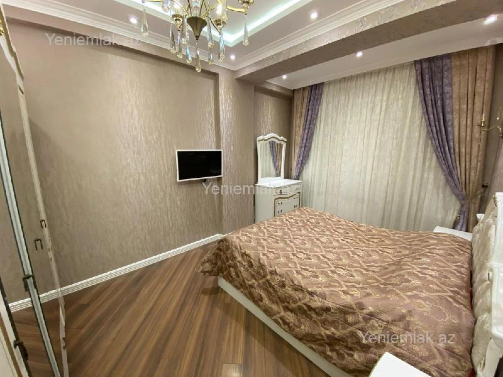 Satılır 3 otaqlı yeni tikili 100 m²