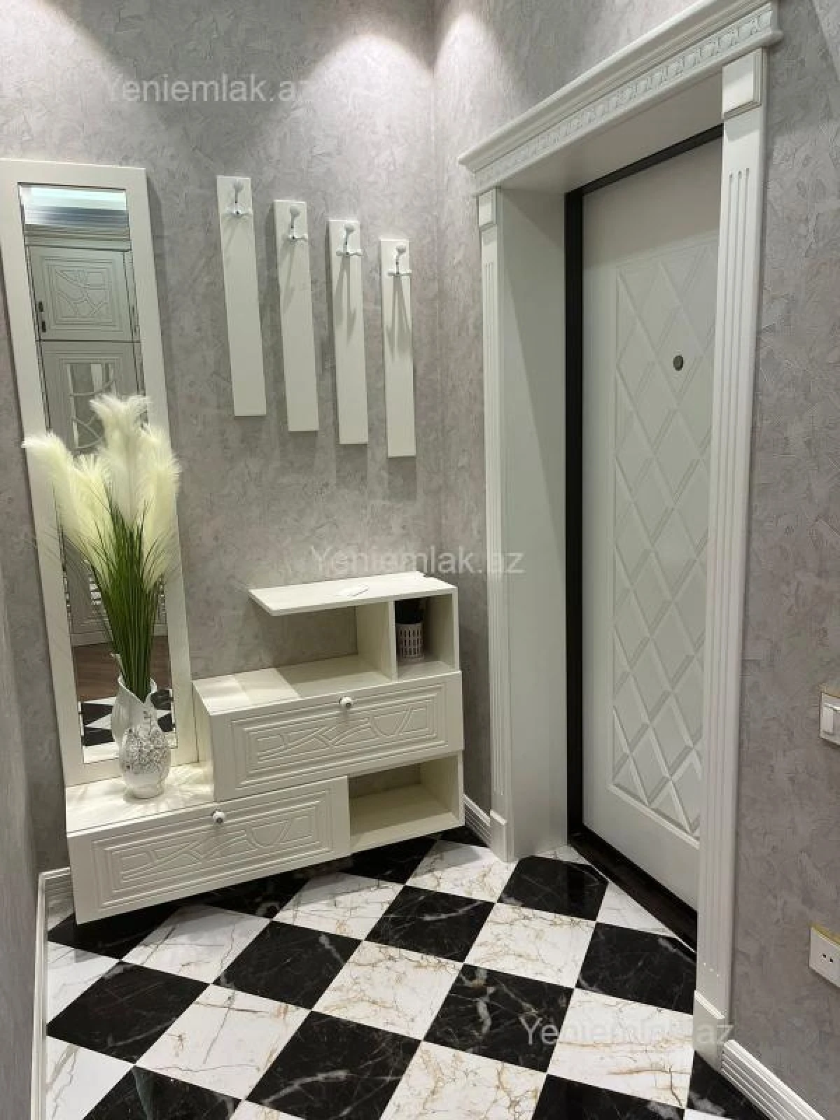 Satılır 3 otaqlı yeni tikili 100 m²