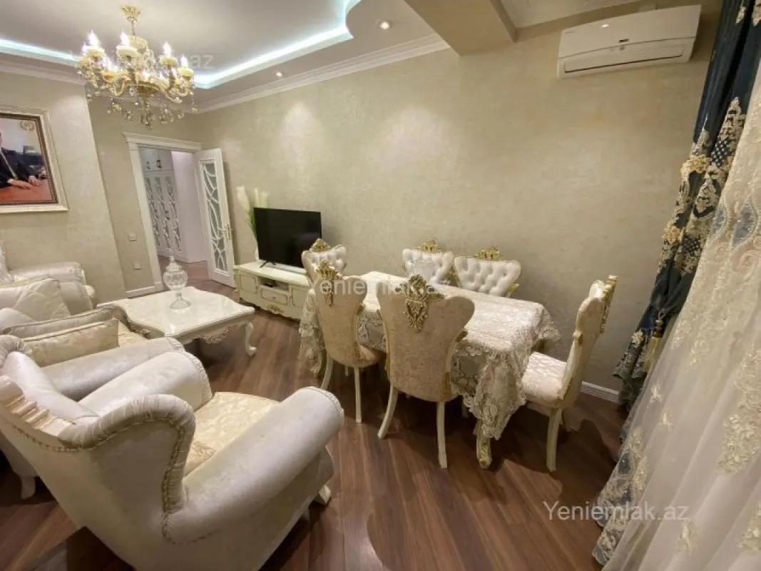 Satılır 3 otaqlı yeni tikili 100 m²