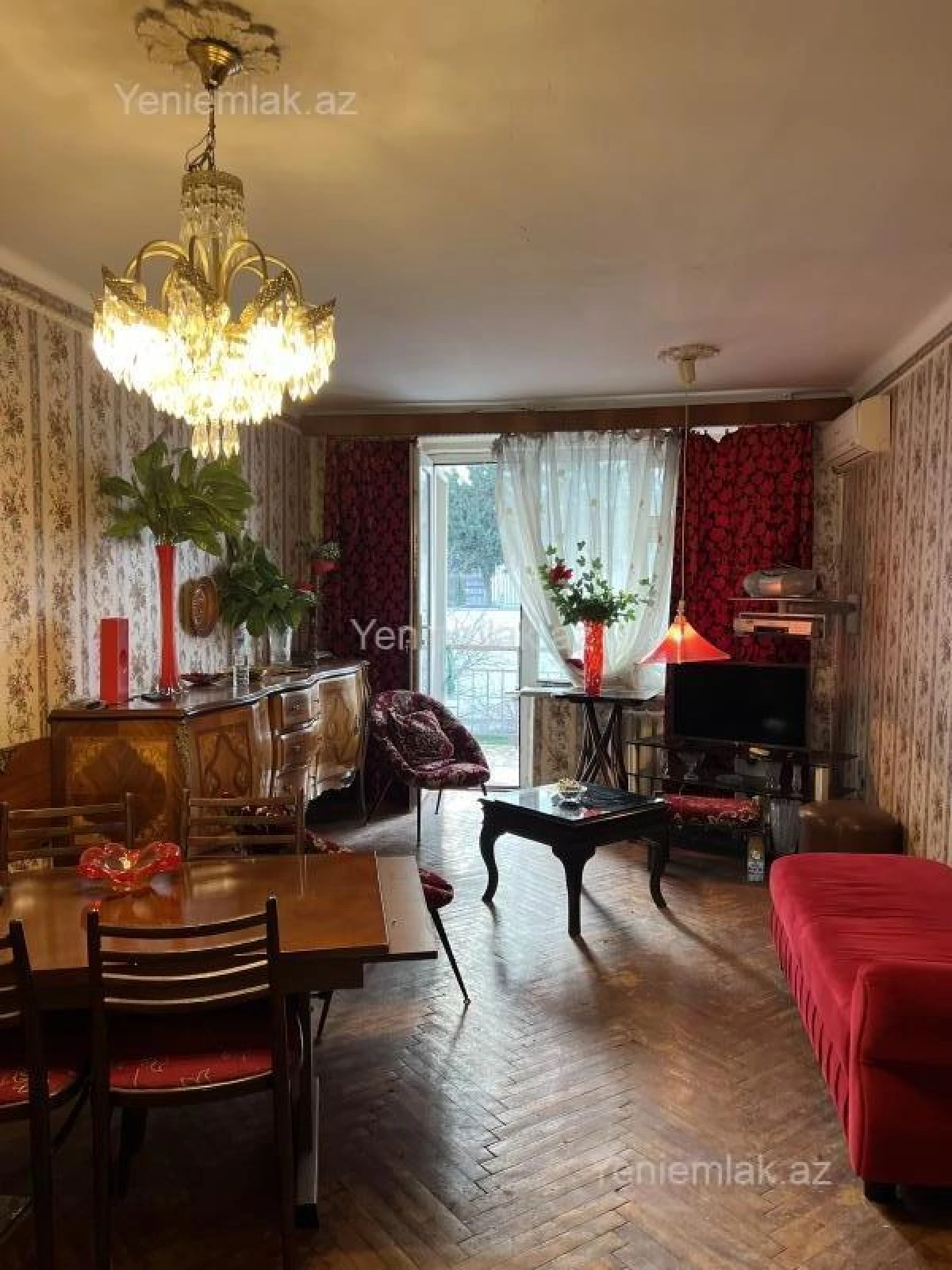 Satılır 2 otaqlı köhnə tikili 55 m²