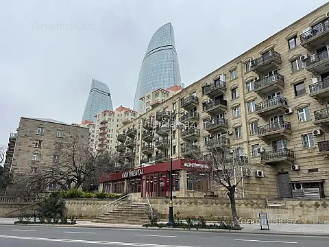 Satılır 2 otaqlı köhnə tikili 55 m² — Bakı, Səbail 2 otaq 55.00 m²