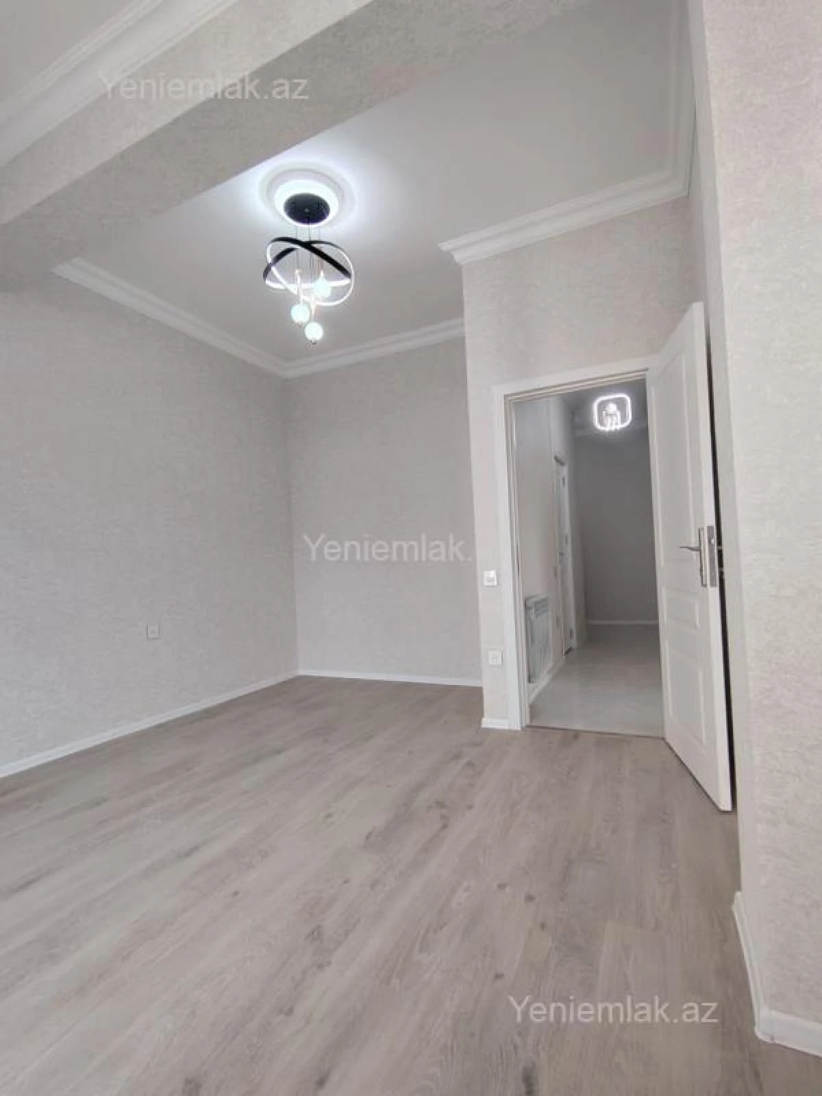 Satılır 3 otaqlı yeni tikili 90 m²