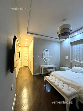 Satılır 4 otaqlı yeni tikili 200 m²
