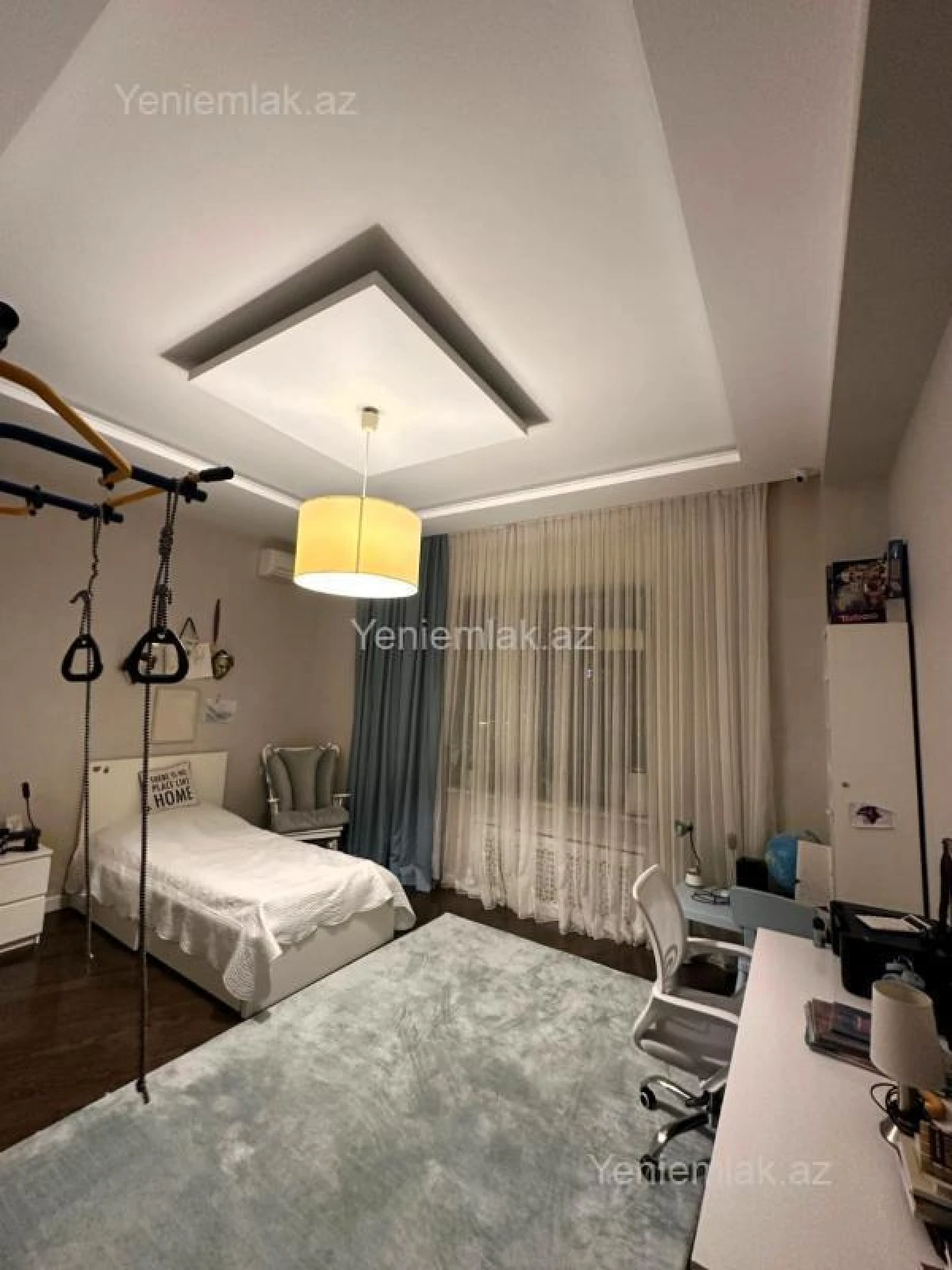 Satılır 4 otaqlı yeni tikili 200 m²